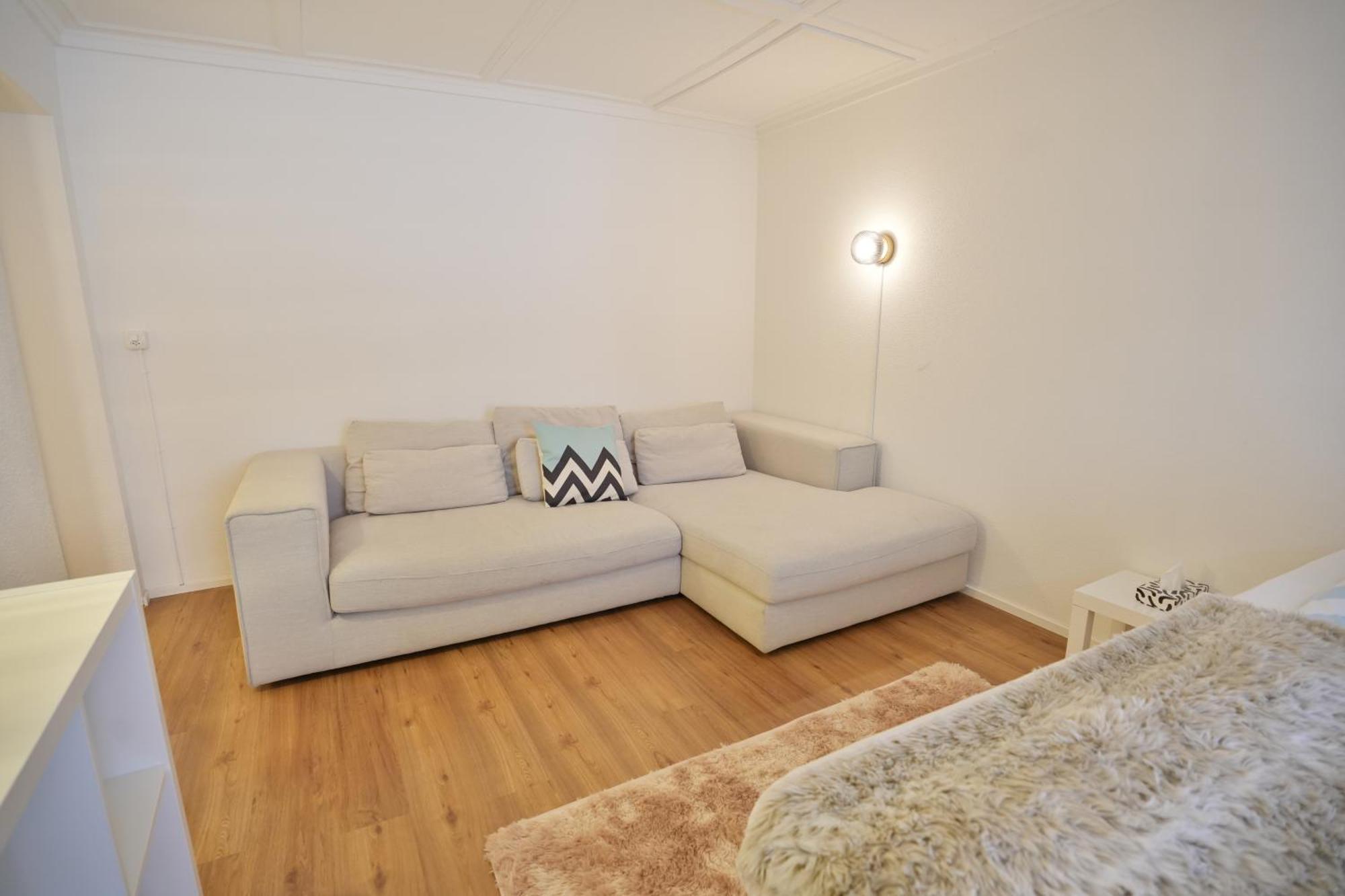 בזל Cozy City Center, 4 Bedroom- 120Sq, 5Min Walk To Main Station מראה חיצוני תמונה